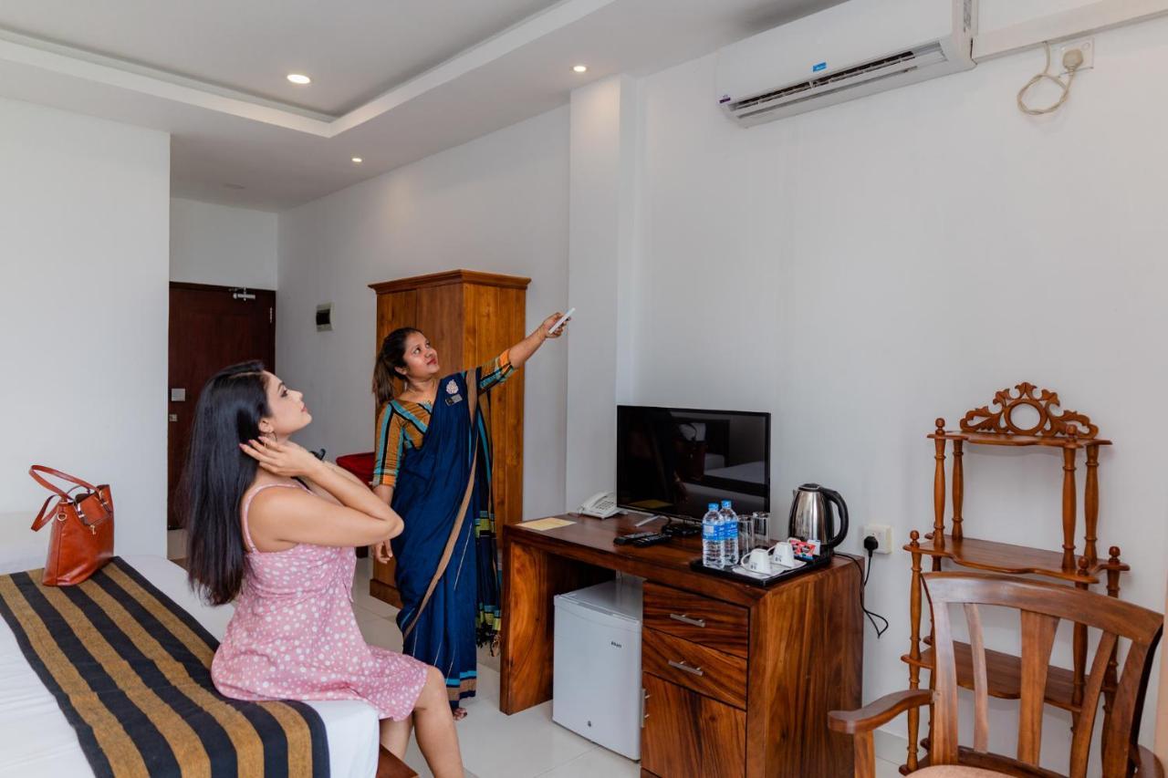 Centhara Beach Weligama Exterior foto